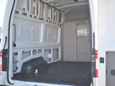 Used 2021 Nissan NV 2500 SV w/ Navigation Package RWD image 6