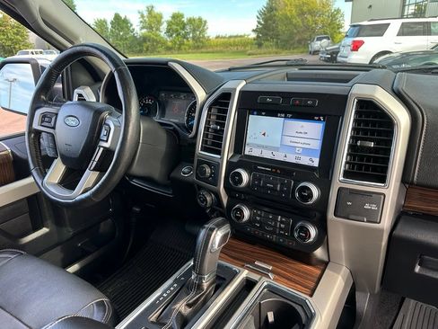 Used 2017 Ford F150 Lariat w/ Equipment Group 502A Luxury AWD/4WD image 33