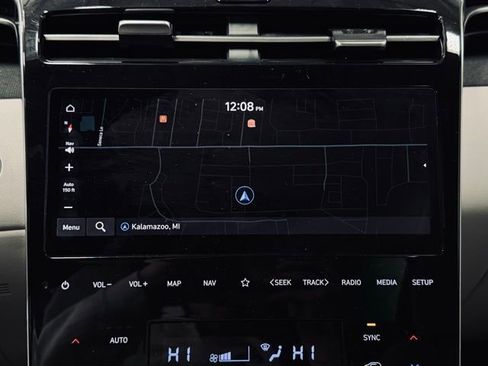 Used 2023 Hyundai Tucson Limited image 39