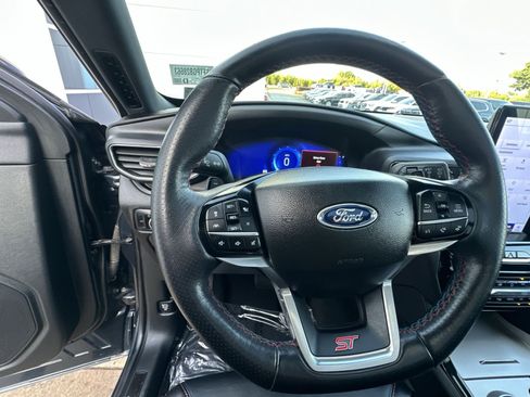 Used 2023 Ford Explorer ST w/ Equipment Group 401A AWD/4WD image 24
