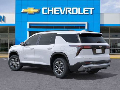 New 2026 Chevrolet Traverse LT w/ Driver Confidence Package image 3