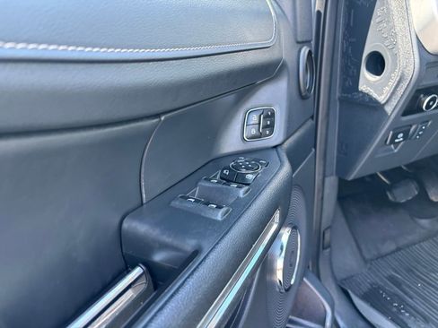 Used 2024 Ford Expedition Max XLT image 17