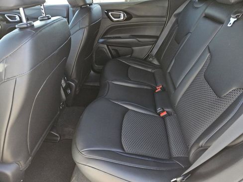 New 2026 Jeep Compass Latitude AWD/4WD image 24