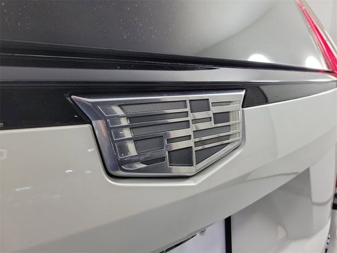 Certified 2023 Cadillac Escalade Sport Platinum w/ LPO, ONYX Package image 7