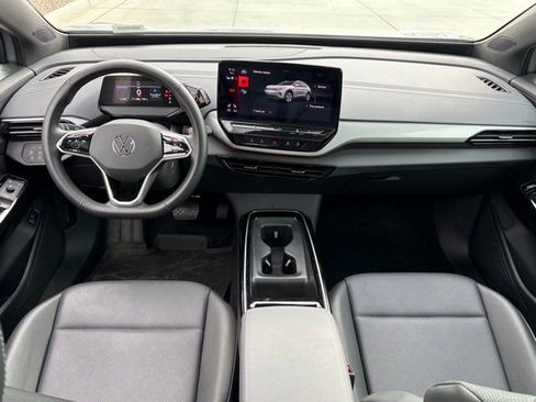 Used 2023 Volkswagen ID.4 Pro S image 9