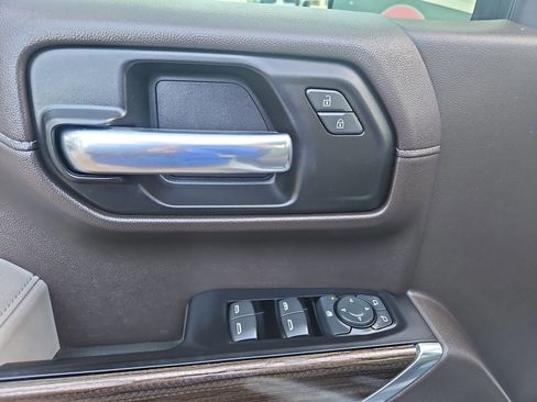 Used 2019 Chevrolet Silverado 1500 LT w/ All-Star Edition image 16