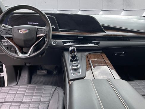 Used 2023 Cadillac Escalade Premium Luxury Platinum AWD/4WD image 11