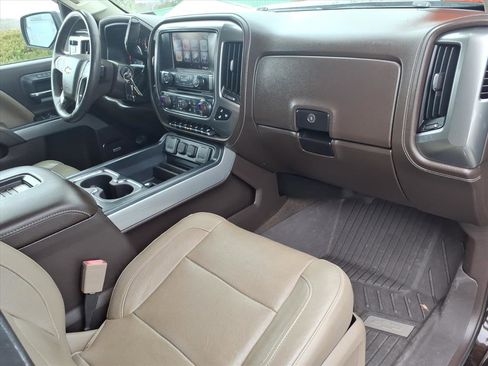 Used 2018 Chevrolet Silverado 2500 LTZ w/ Duramax Plus Package image 18