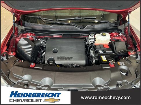Used 2023 Chevrolet Traverse LT w/ LPO, Floor Liner Package AWD/4WD image 9
