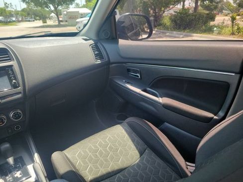 Used 2024 Mitsubishi Outlander Sport ES AWD/4WD image 15