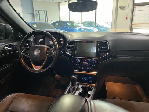 Used 2019 Jeep Grand Cherokee Trailhawk image 28