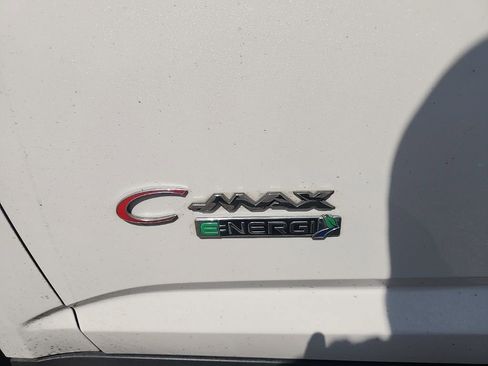Used 2016 Ford C-MAX Energi SEL w/ Equipment Group 302A image 8