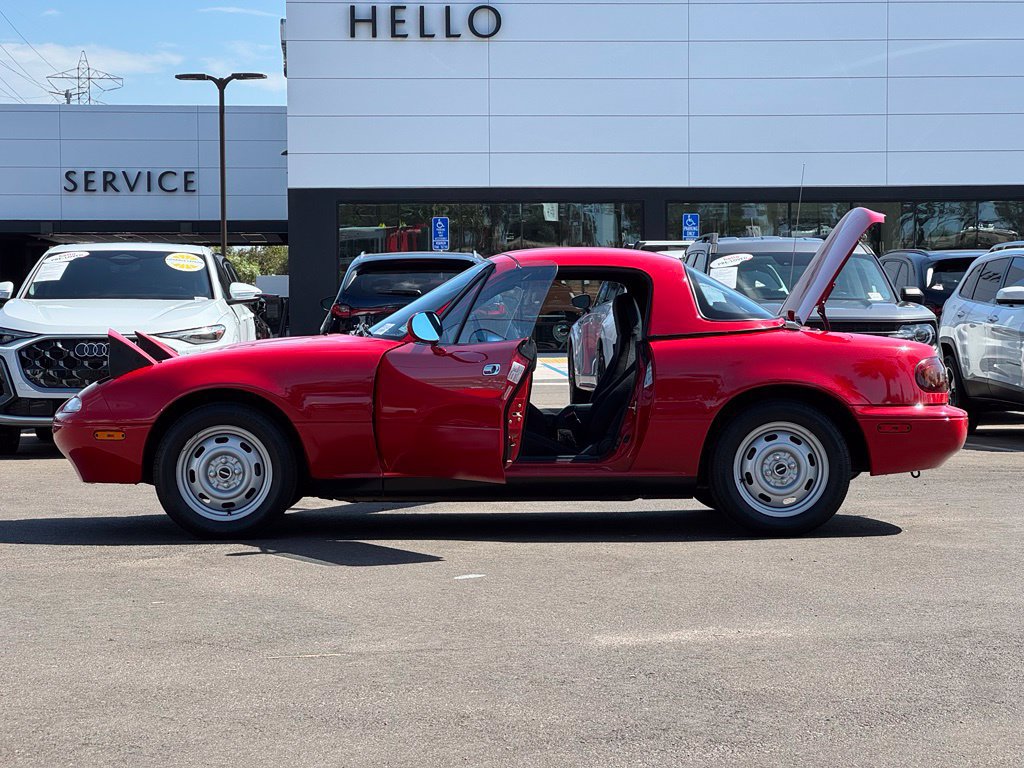 Used 1990 MAZDA MX-5 Miata RWD image 27