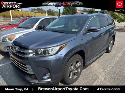 Used 2017 Toyota Highlander Limited Platinum