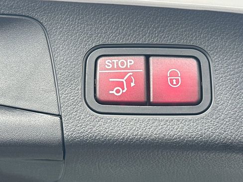 New 2026 Mercedes-Benz GLA 250 GLA 250 image 21