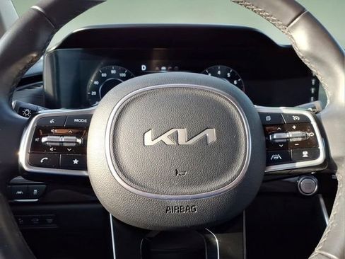Used 2024 Kia Carnival SX FWD image 28