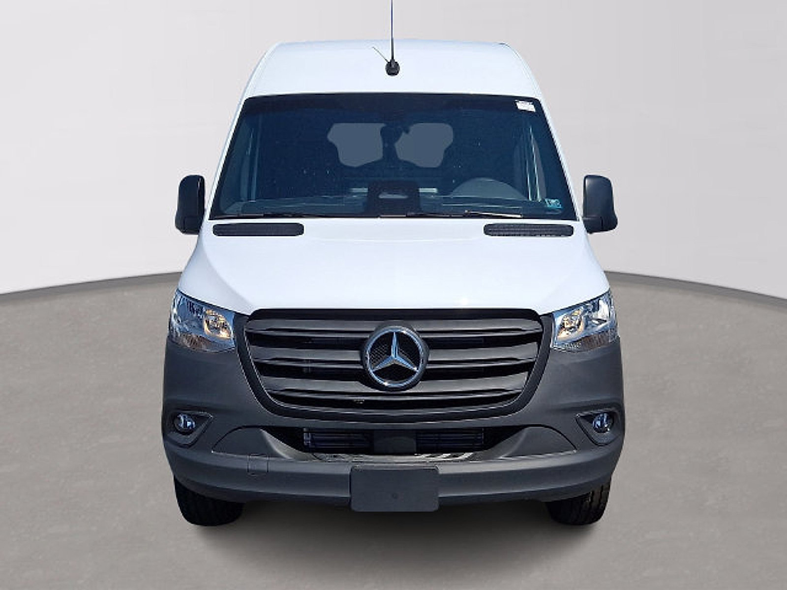 Used 2026 Mercedes-Benz Sprinter 2500 image 2