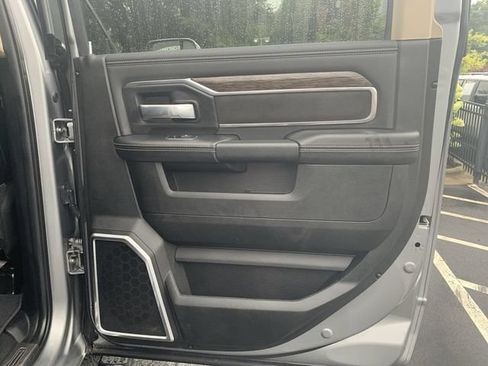 Used 2021 RAM 2500 Laramie AWD/4WD image 11