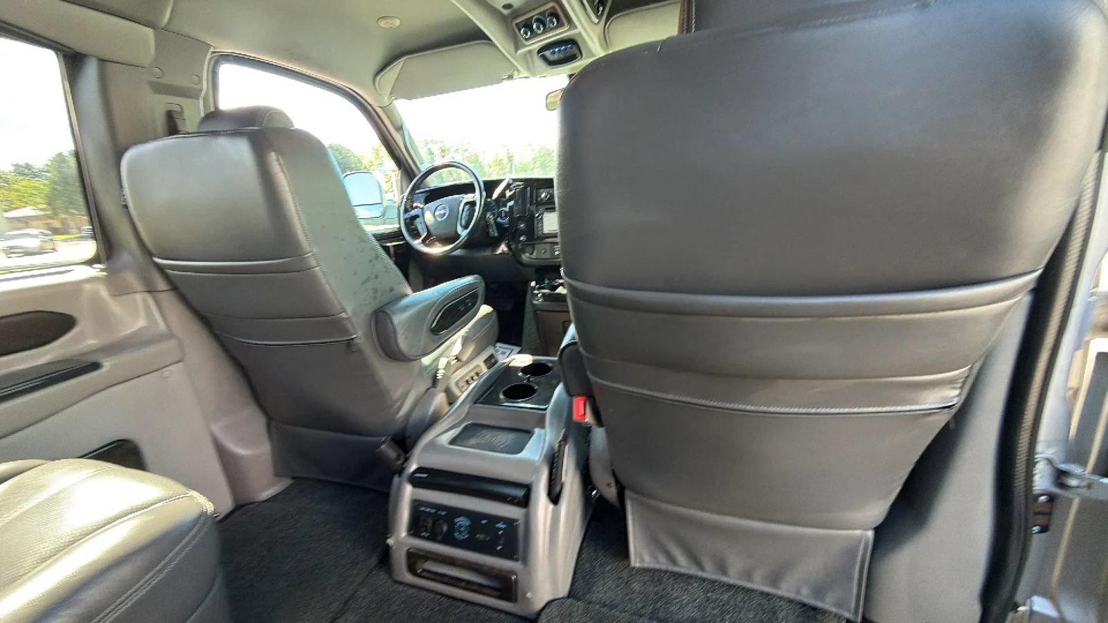 Used 2019 GMC Savana 2500 w/ Enhanced Convenience Package RWD image 65