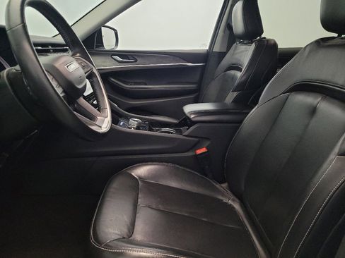 Used 2021 Jeep Grand Cherokee L Limited image 17