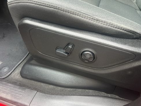 Used 2019 RAM 1500 Big Horn AWD/4WD image 26