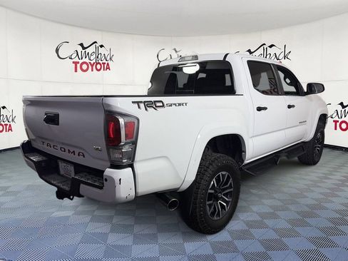 Used 2022 Toyota Tacoma TRD Sport w/ Technology Package RWD image 7