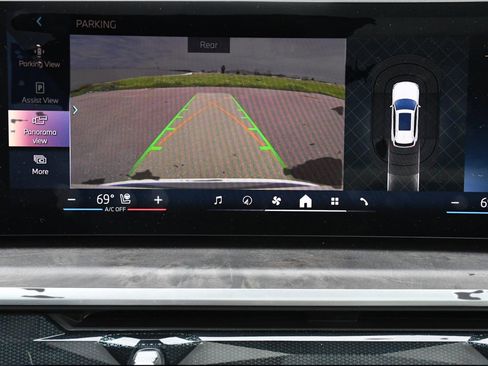 Used 2026 BMW X5 xDrive40i w/ Climate Comfort Package image 13