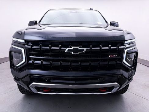 Used 2025 Chevrolet Tahoe Z71 w/ Comfort Package image 13