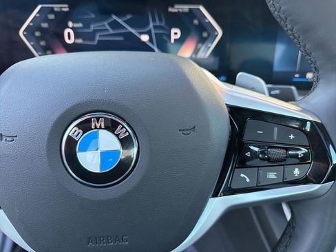 Used 2025 BMW 330i xDrive Sedan image 23