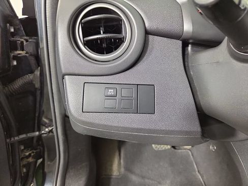 Used 2014 MAZDA MAZDA2 Sport FWD image 23