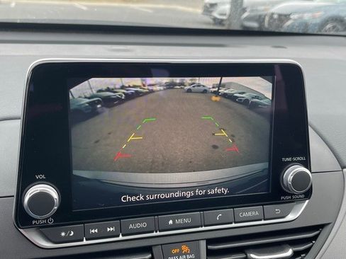 New 2025 Nissan Altima 2.5 SR image 34