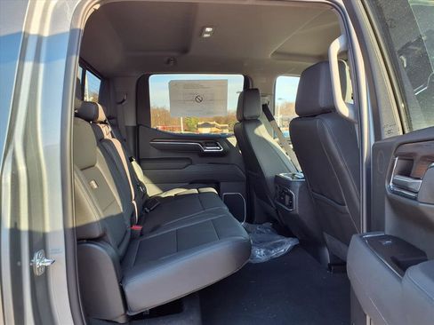 New 2026 GMC Sierra 1500 SLT w/ SLT Premium Plus Package image 21