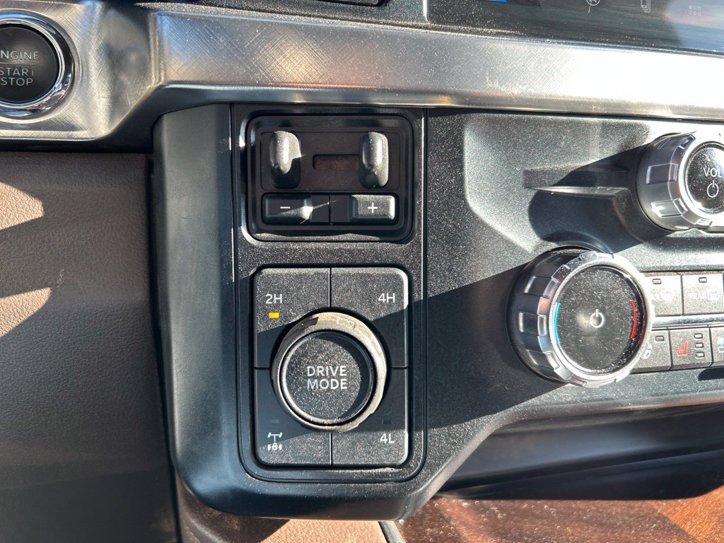 Used 2025 Ford F350 King Ranch w/ Chrome Package AWD/4WD image 28
