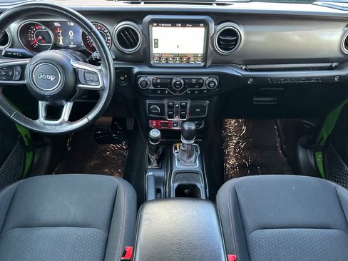 Used 2018 Jeep Wrangler Unlimited Rubicon image 3