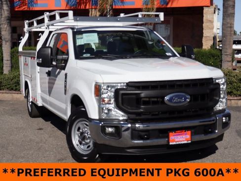 Used 2020 Ford F250 XL w/ Power Equipment Group image 2