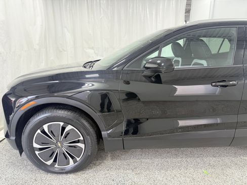 Used 2024 Chevrolet Blazer EV LT image 4