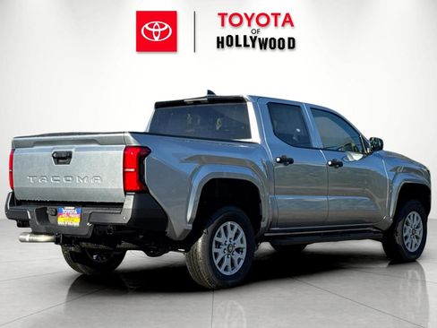 New 2026 Toyota Tacoma SR image 4