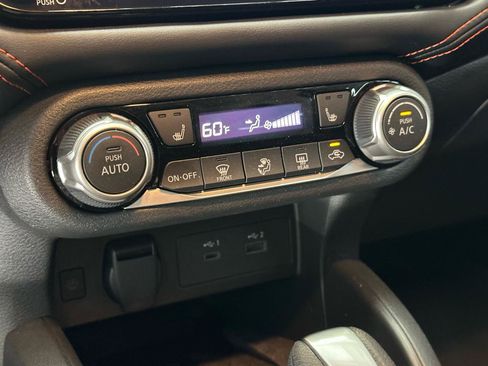 Used 2025 Nissan Versa SR w/ Trunk Package FWD image 26