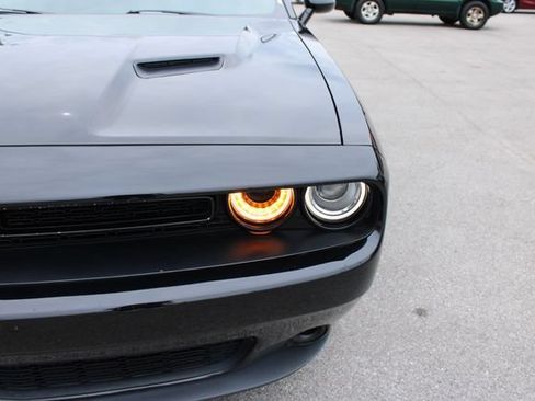 Used 2017 Dodge Challenger SXT RWD image 34