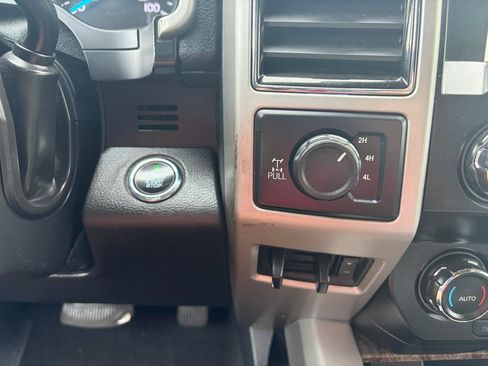 Used 2019 Ford F350 Lariat w/ Lariat Ultimate Package AWD/4WD image 30