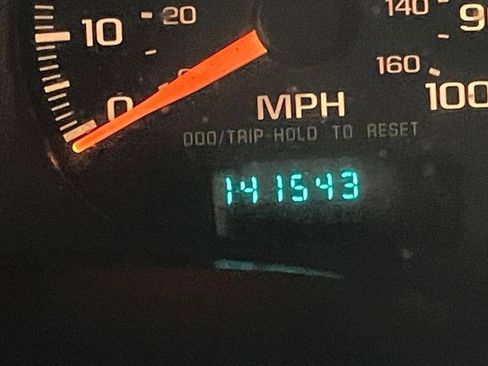 Used 2002 Chevrolet Blazer LS w/ Preferred Equipment Group image 27