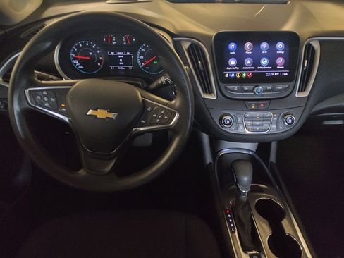 Used 2023 Chevrolet Malibu LT FWD image 22
