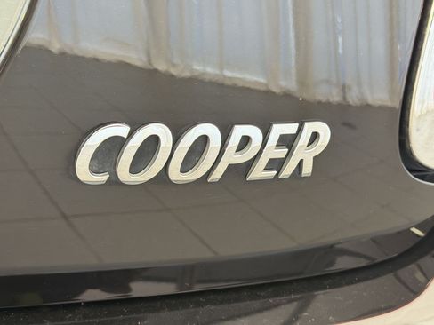 Used 2018 MINI Cooper 2-Door Hardtop FWD image 31