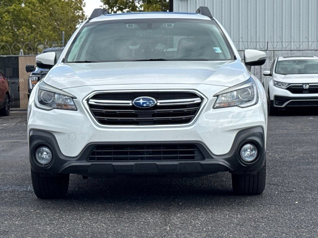 Used 2019 Subaru Outback 2.5i Premium AWD/4WD image 3