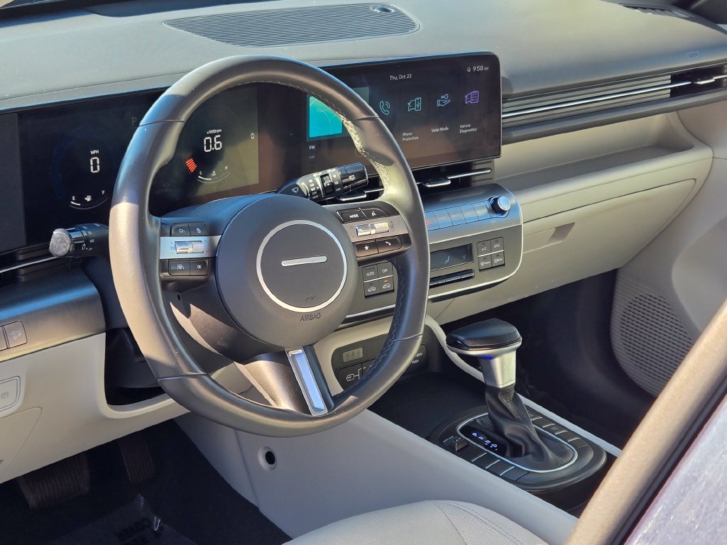 Used 2024 Hyundai Kona SEL FWD image 33