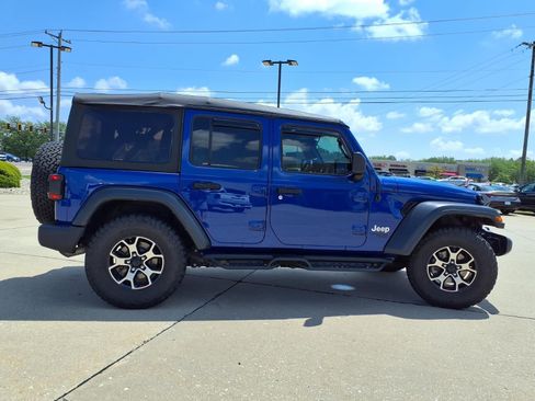 Certified 2019 Jeep Wrangler Unlimited Sport S AWD/4WD image 35