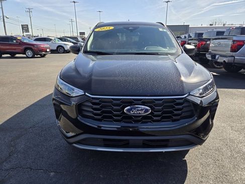 Certified 2025 Ford Escape ST-Line image 3