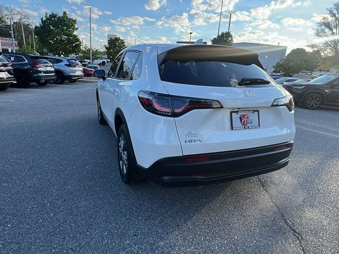 New 2027 Honda HR-V LX image 6