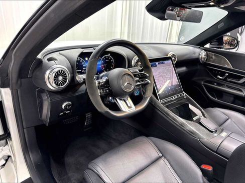 Used 2022 Mercedes-Benz SL 63 AMG 4MATIC image 6