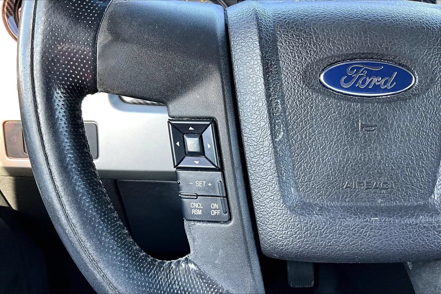 Used 2013 Ford F150 Raptor w/ Luxury Equipment Group AWD/4WD image 12